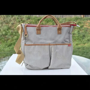Skip hop diaper tote bag